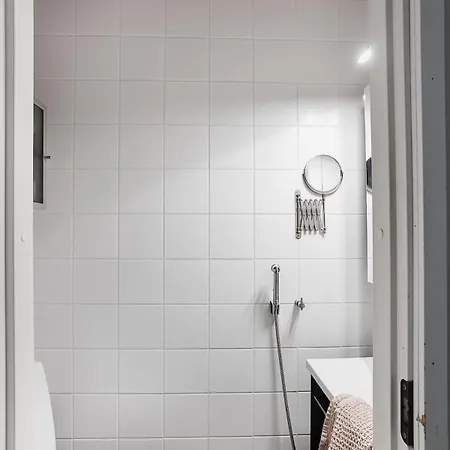 Lumi - Peaceful, View, Sauna, Parking Hosted By Hygge Host 아파트 로바니에미